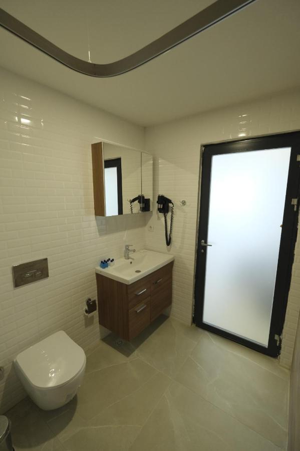 אנטליה Tut Hotel מראה חיצוני תמונה
