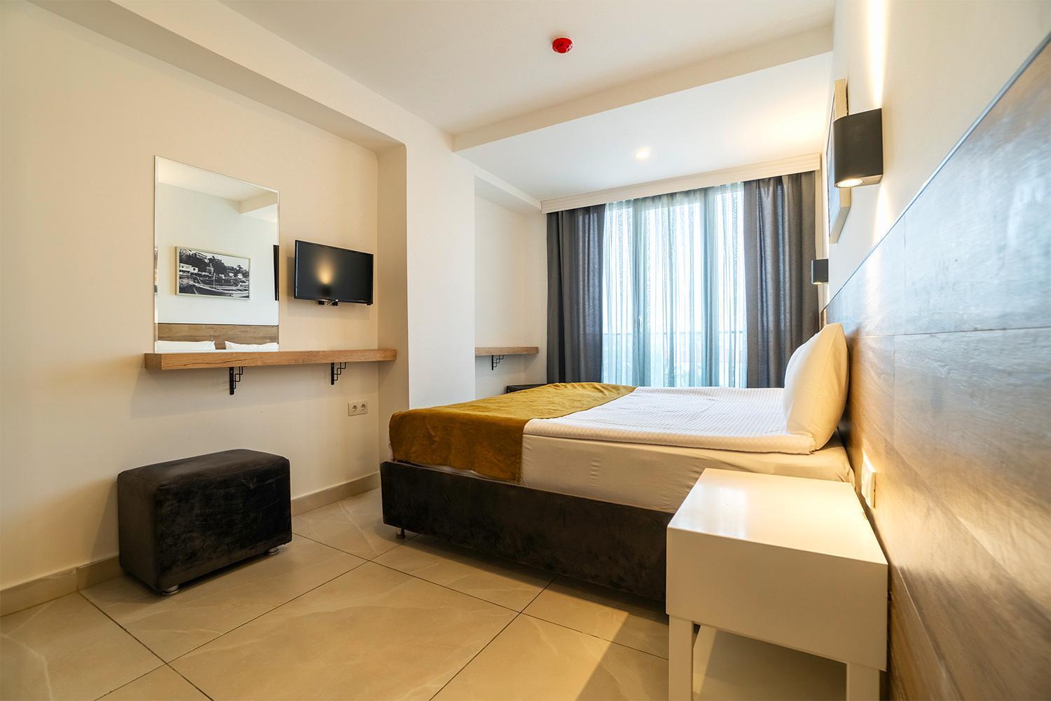 אנטליה Tut Hotel מראה חיצוני תמונה